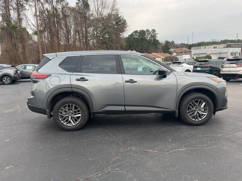 Used 2026 Nissan Rogue S image 2