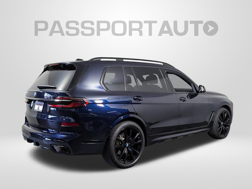 Used 2026 BMW X7 xDrive40i w/ M Sport Package AWD/4WD image 7