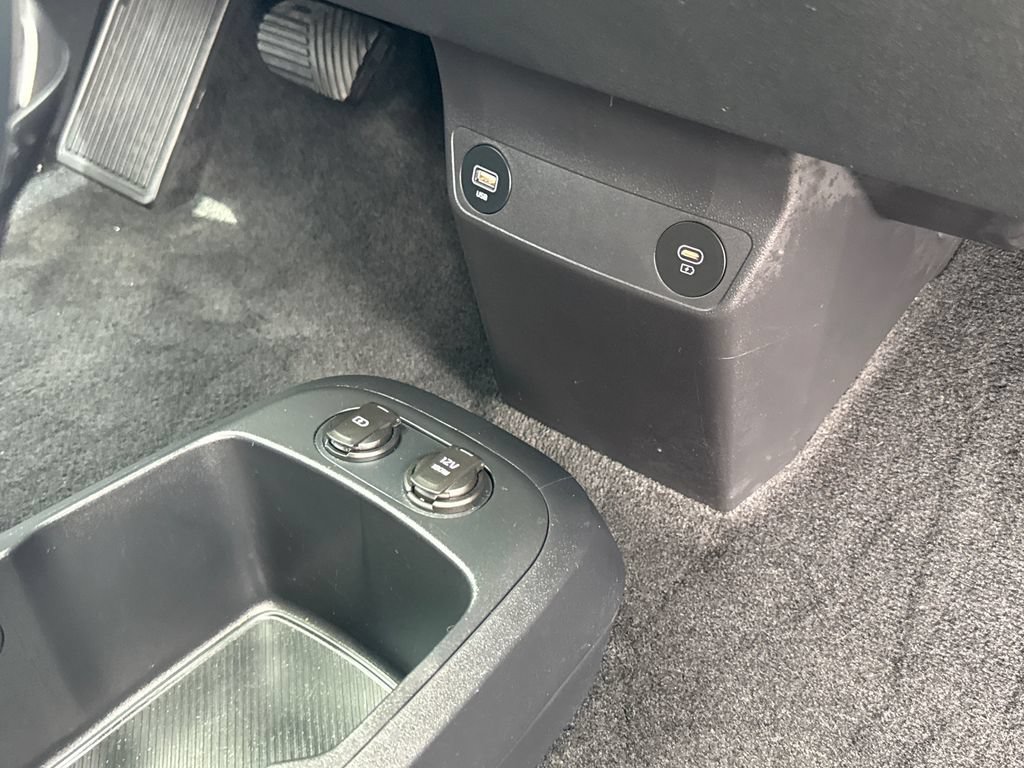 Used 2023 Kia EV6 Light RWD image 15