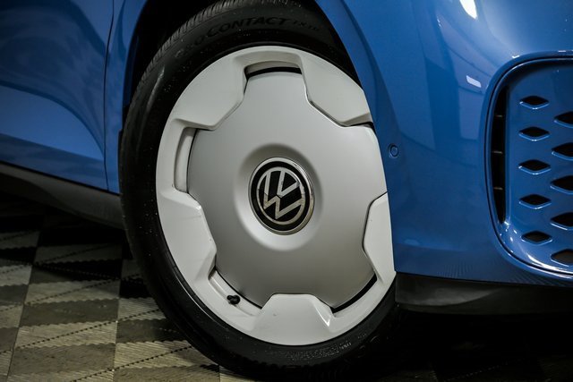 New 2025 Volkswagen ID. Buzz 1st Edition image 3