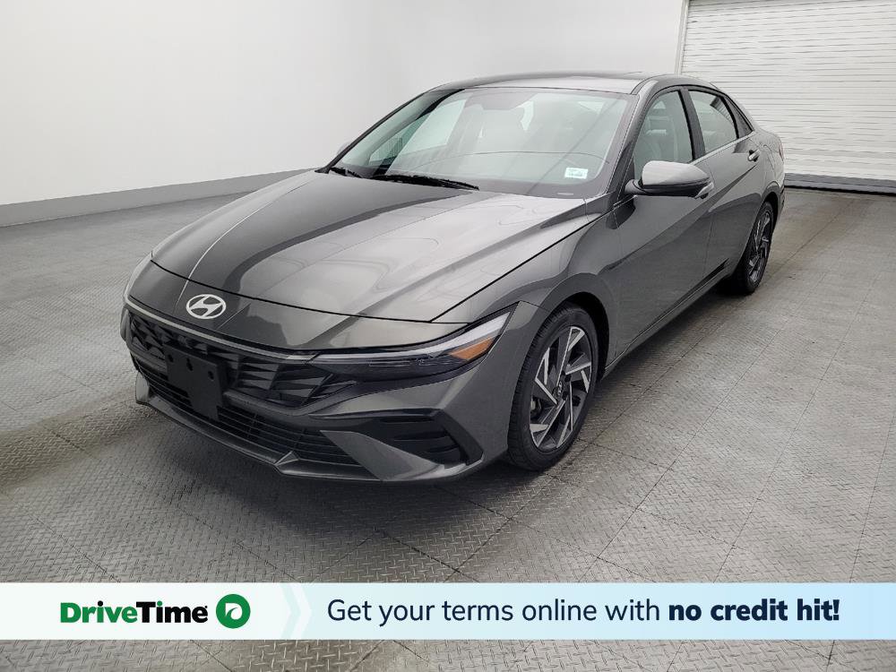 Used 2024 Hyundai Elantra Limited image 1