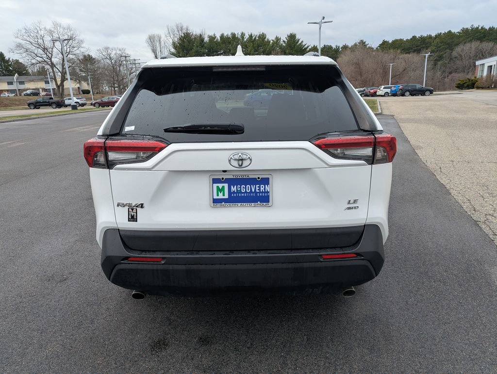 Used 2020 Toyota RAV4 LE w/ All Weather Liner Package AWD/4WD image 4