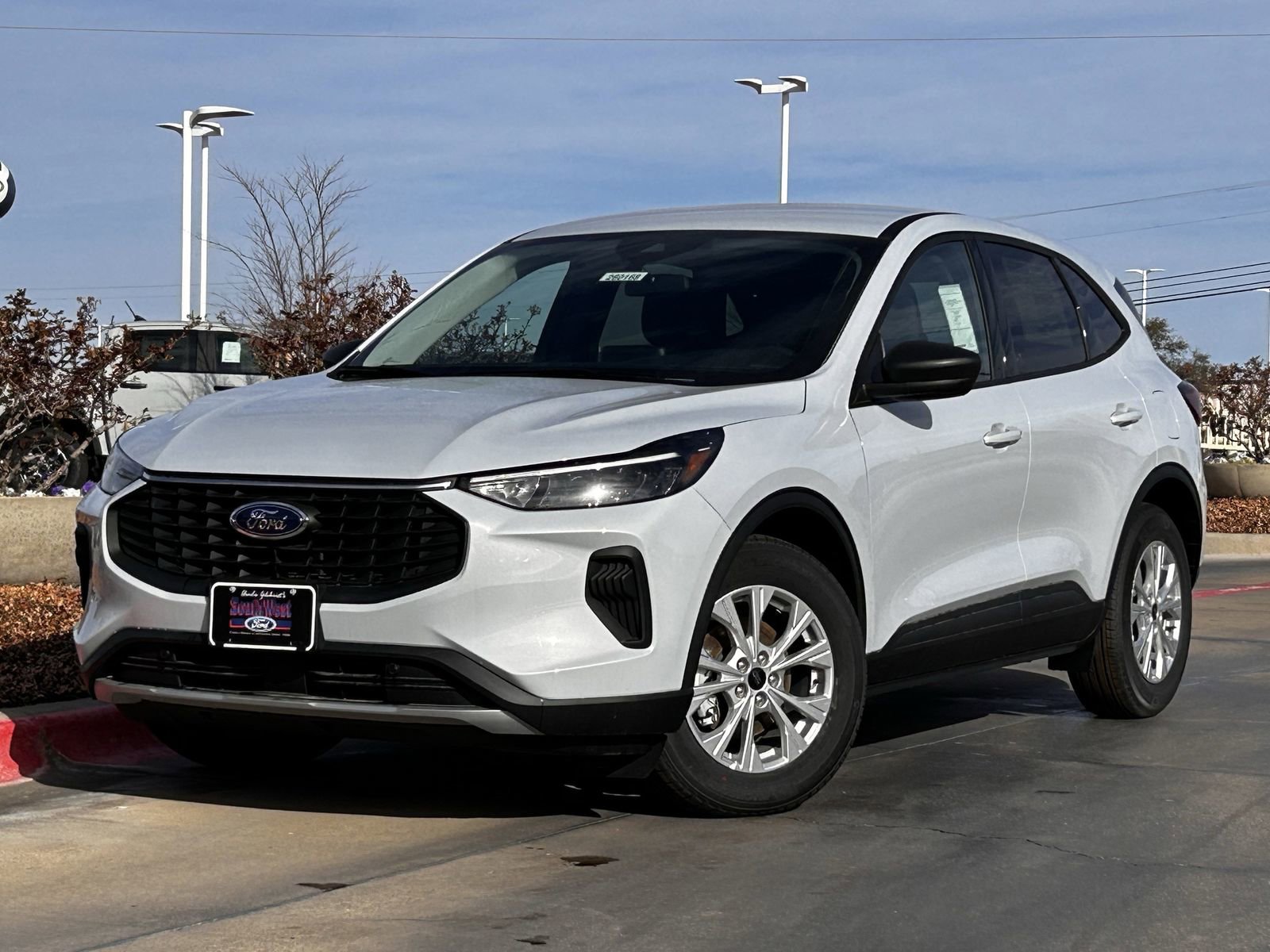New 2026 Ford Escape Active FWD image 2