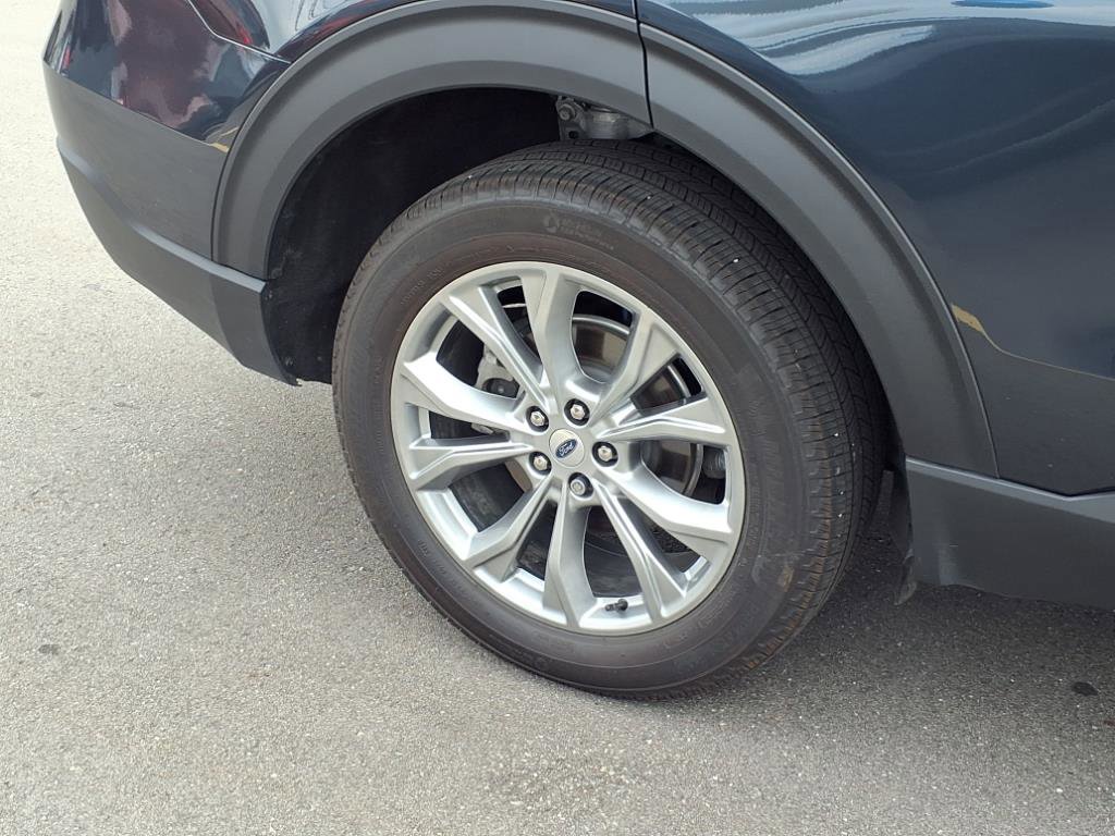 Certified 2023 Ford Explorer XLT w/ Equipment Group 202A image 29