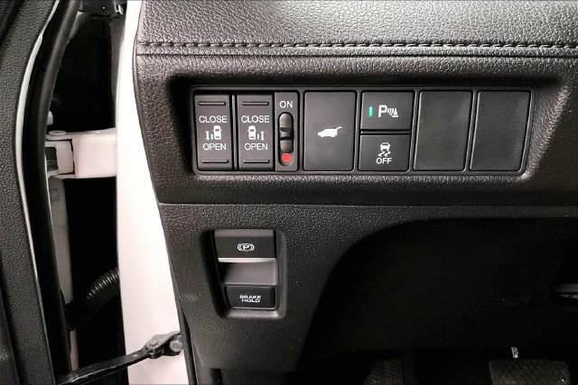 Used 2025 Honda Odyssey Touring image 37