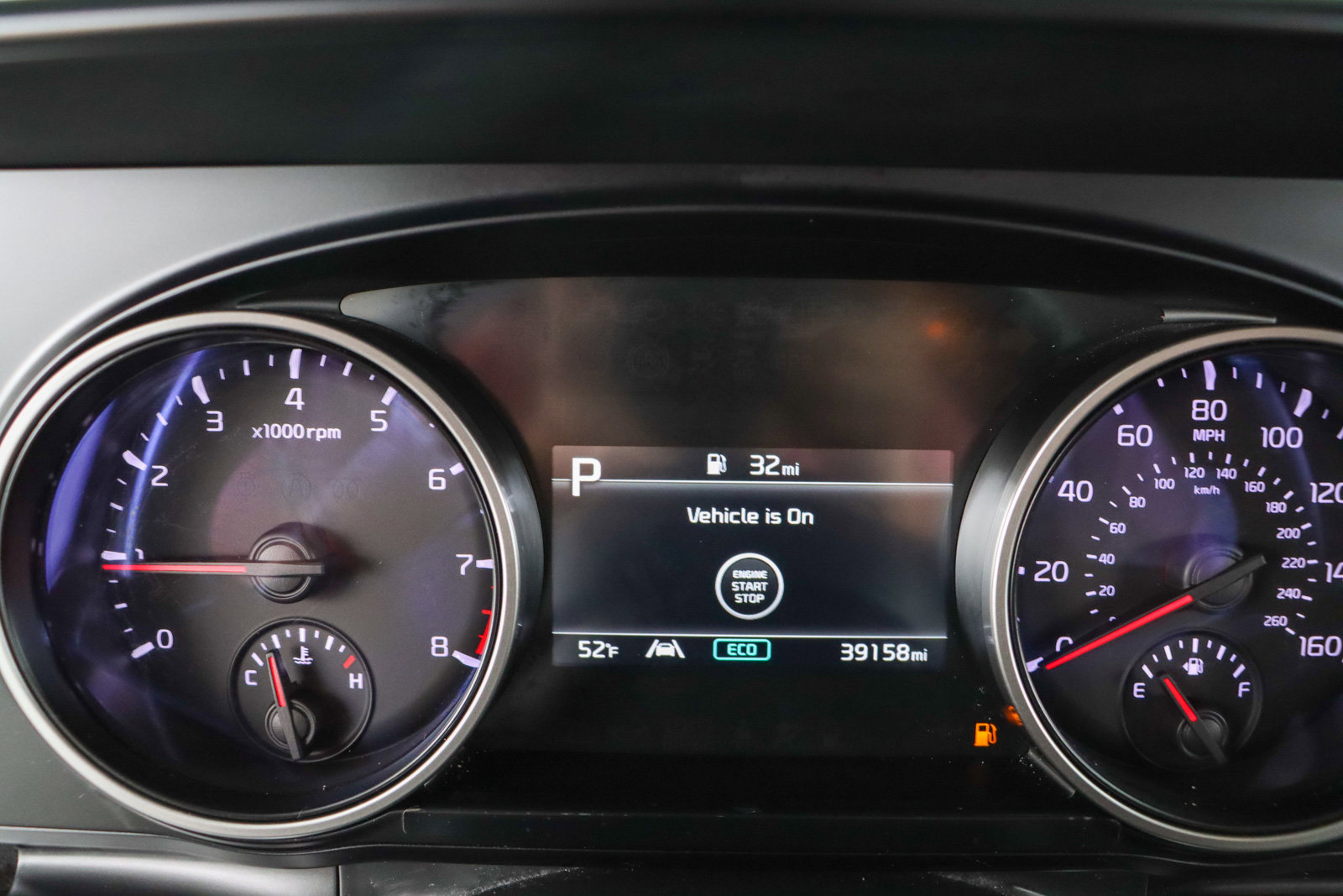 Used 2024 Kia Carnival LX image 15