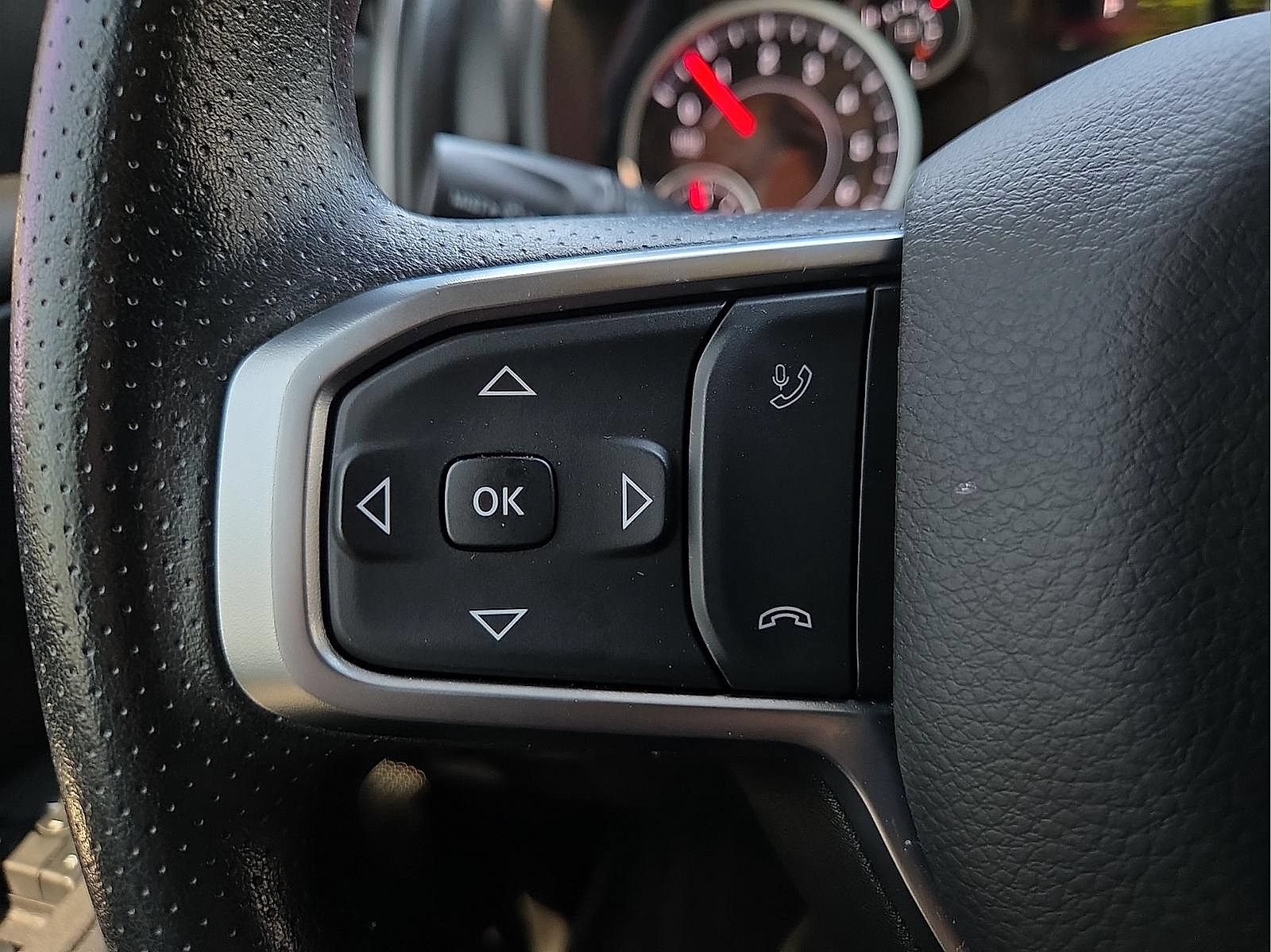 Used 2025 RAM 1500 Tradesman AWD/4WD image 18