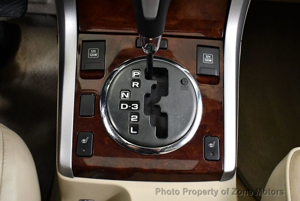 Used 2013 Suzuki Grand Vitara Limited image 31