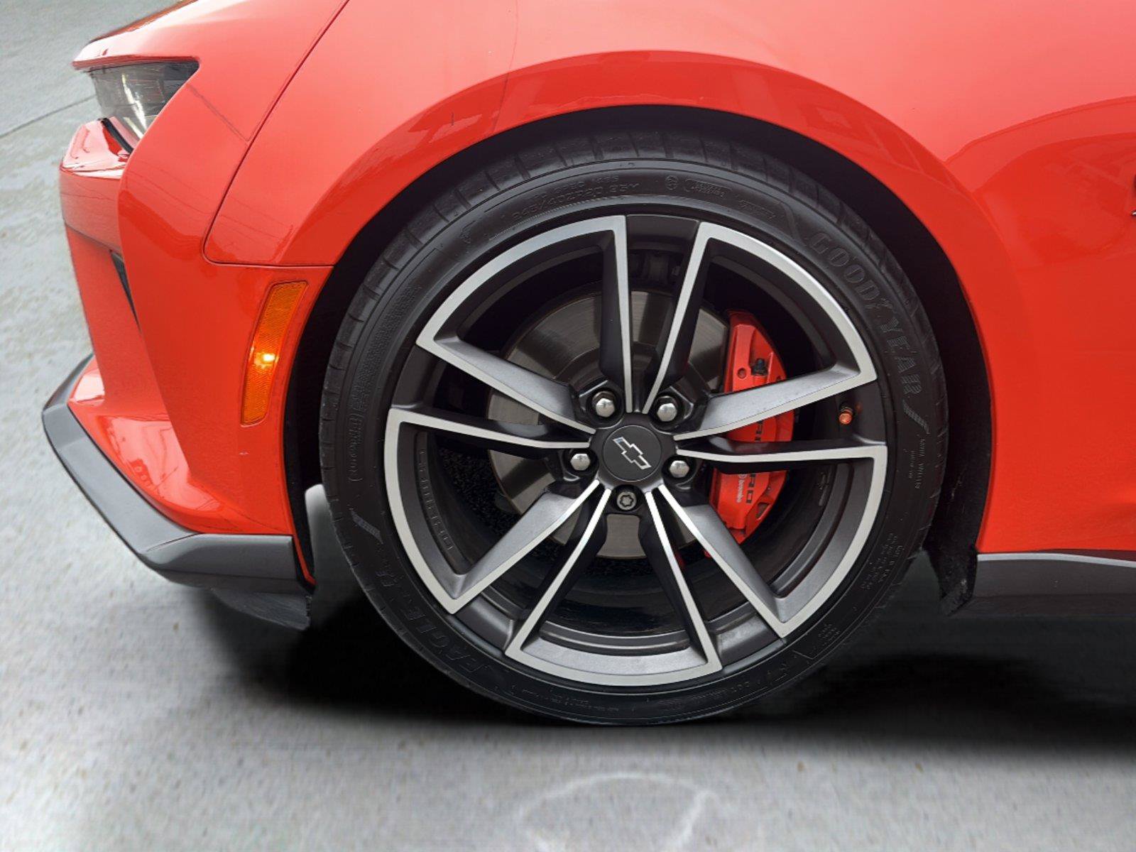 Certified 2018 Chevrolet Camaro SS w/ Hot Wheels Edition RWD image 56