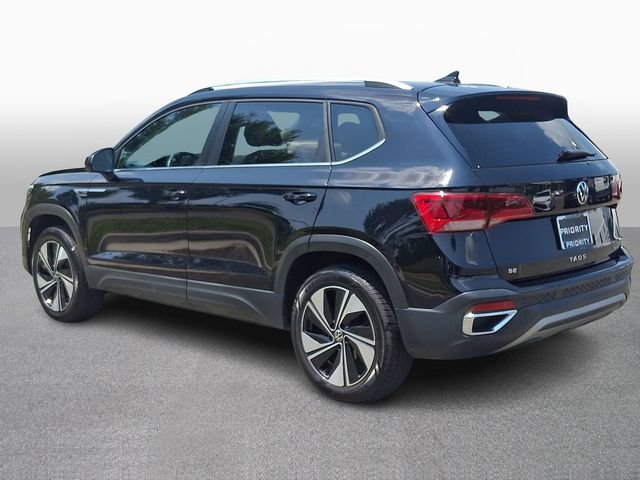 Used 2024 Volkswagen Taos SE AWD/4WD image 6