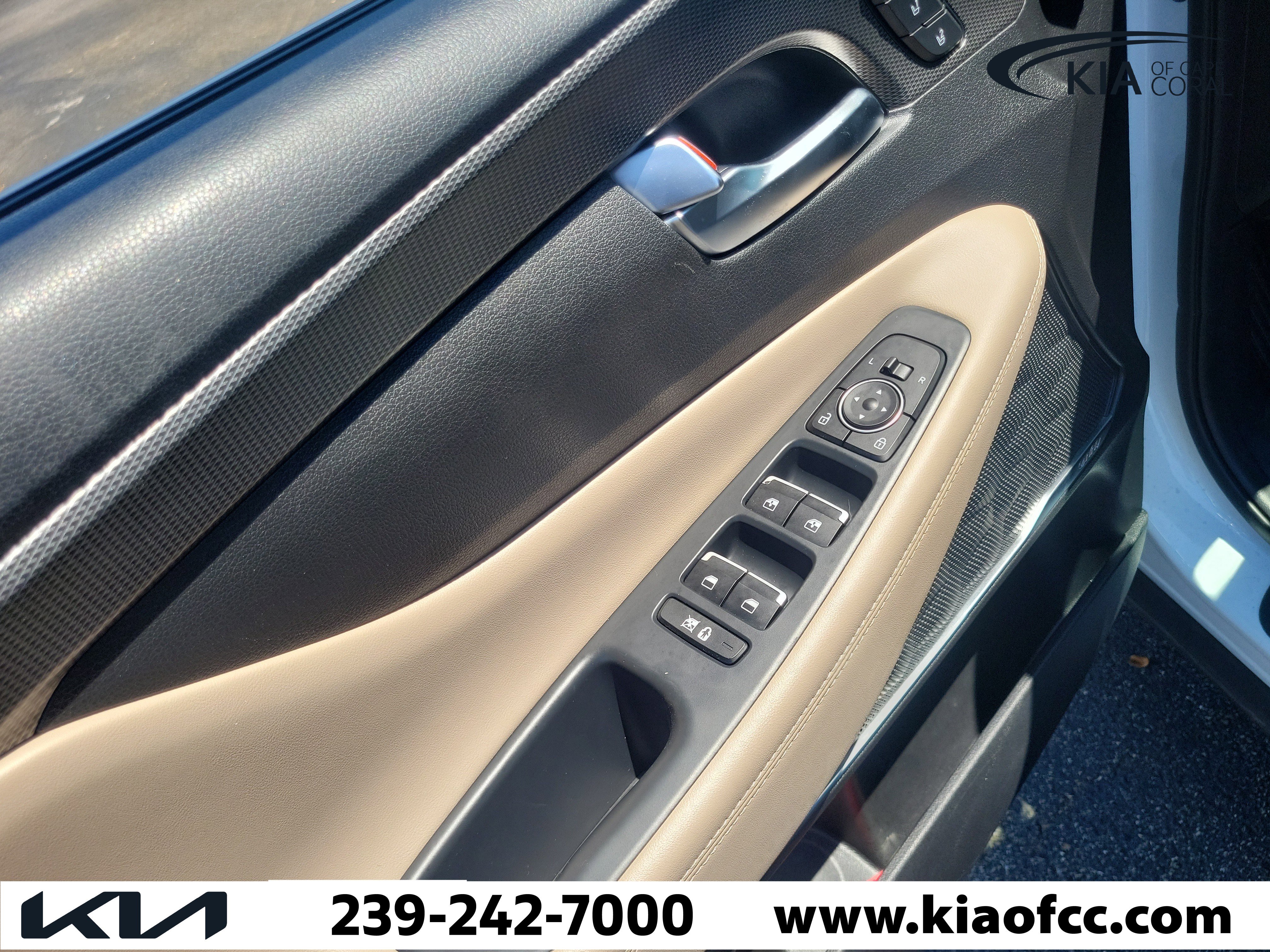 Used 2020 Hyundai Santa Fe Limited FWD image 26