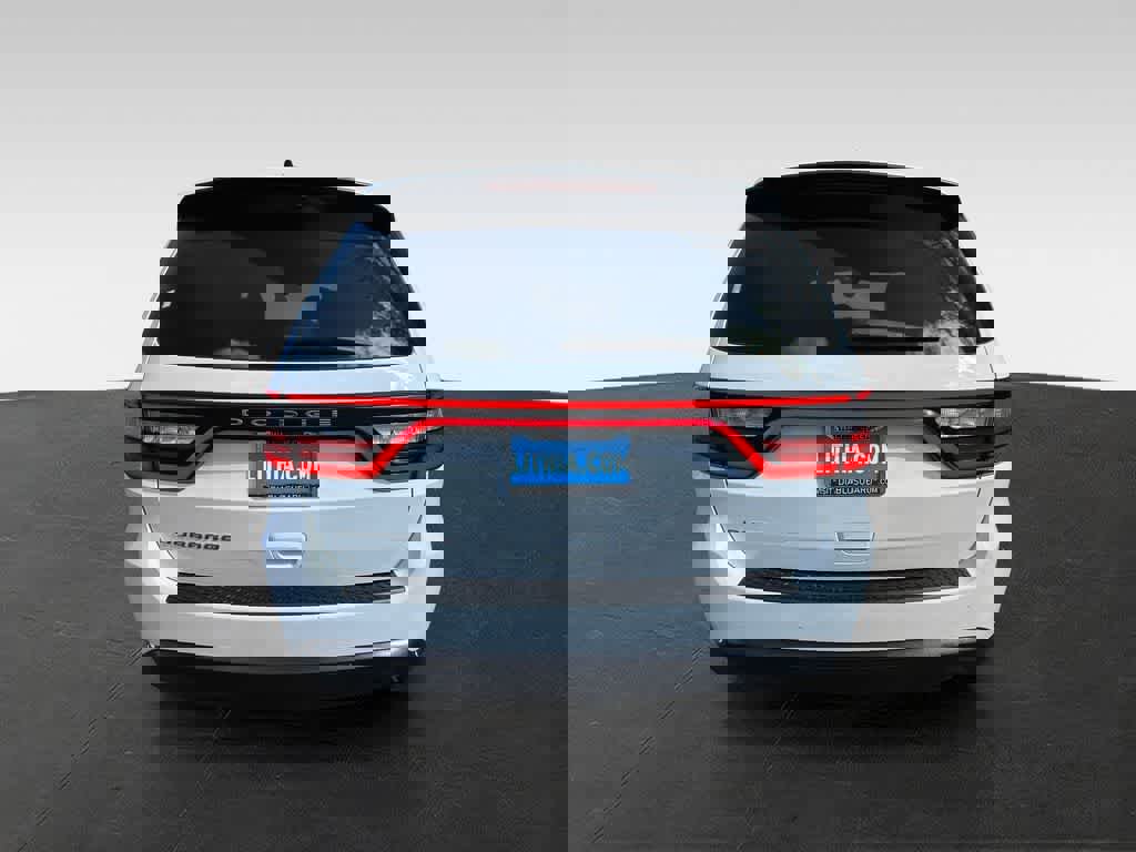 Used 2023 Dodge Durango SXT image 5