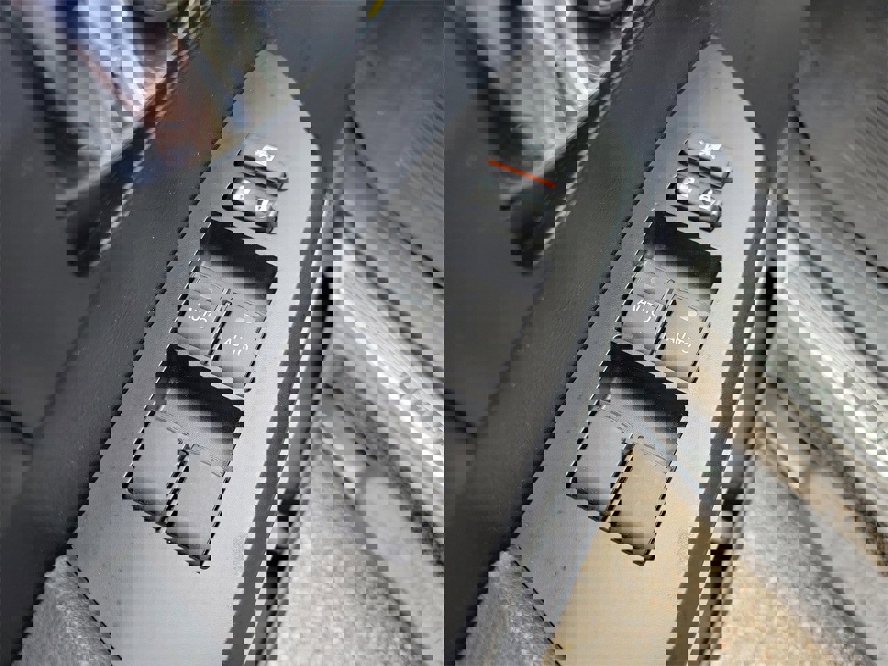 Used 2018 Toyota Tundra Platinum image 13