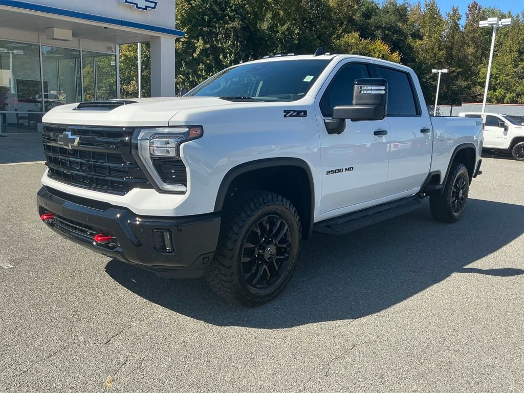 New 2026 Chevrolet Silverado 2500 LT w/ Trail Boss Package
