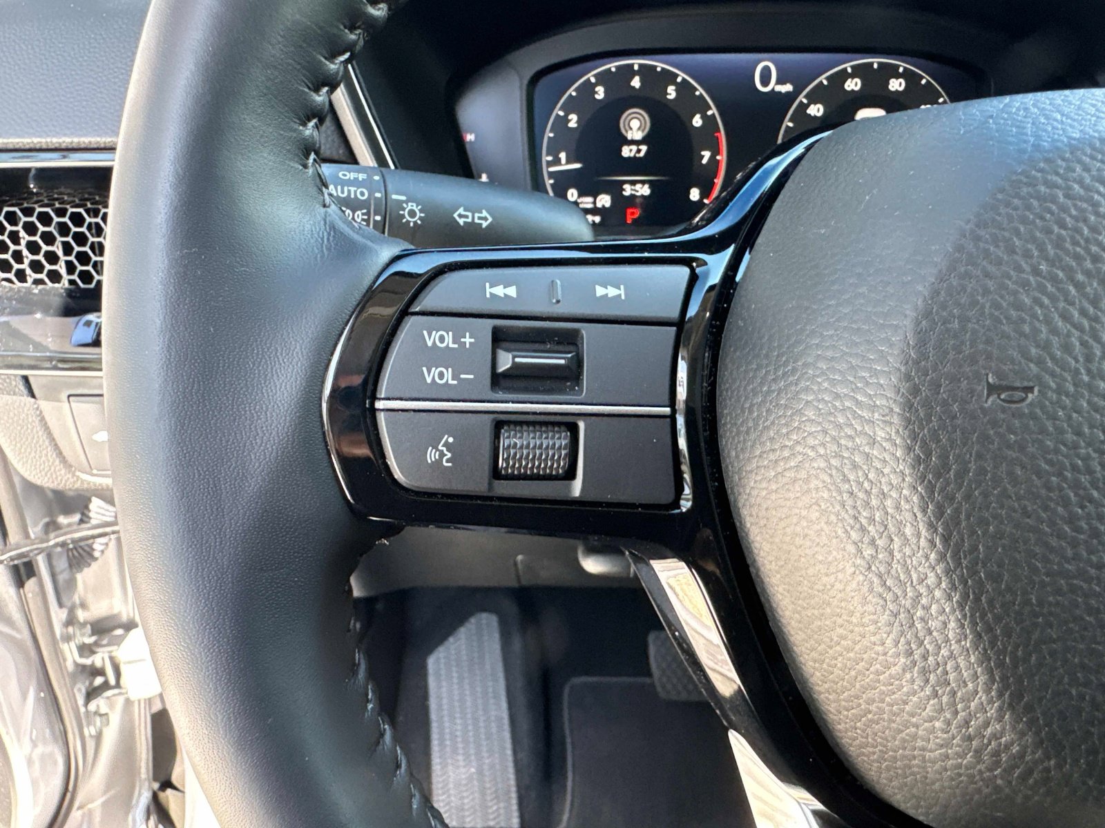 Used 2026 Honda CR-V EX-L image 32