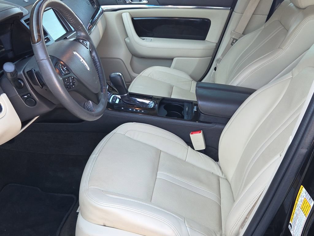 Used 2015 Lincoln MKS Elite w/ Equipment Group 101A image 18