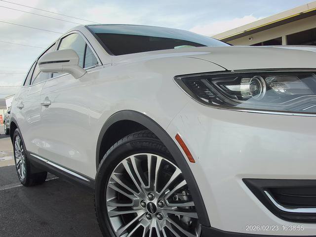 Used 2017 Lincoln MKX Reserve w/ Lincoln MKX Climate Package image 19