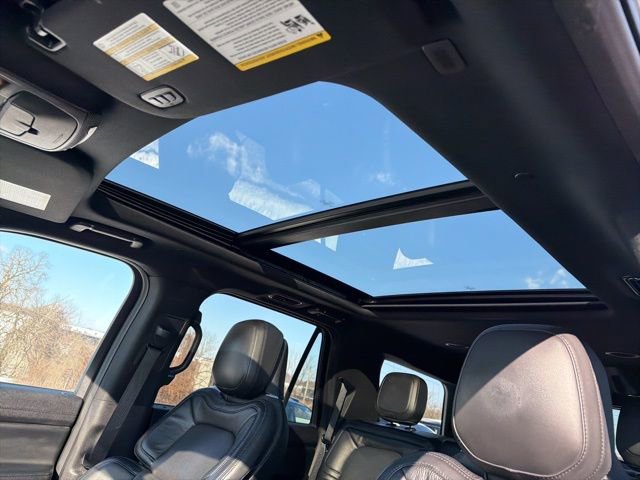 Used 2021 Lincoln Navigator Reserve image 14