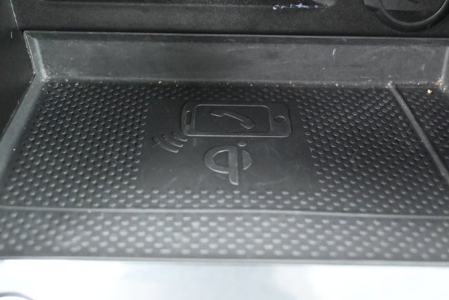 Used 2021 Volkswagen Tiguan SEL Premium R-Line AWD/4WD image 25