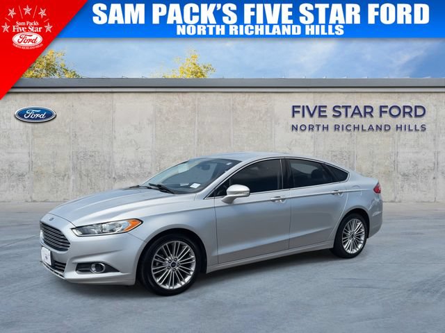 Used 2014 Ford Fusion SE w/ Equipment Group 202A FWD image 4