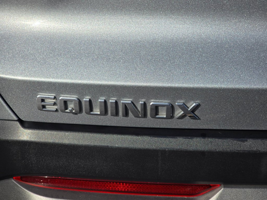 Used 2025 Chevrolet Equinox LT w/ Convenience Package II FWD image 33