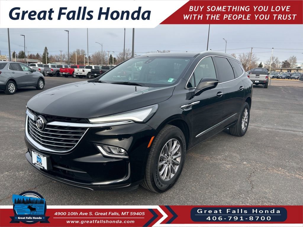 Used 2024 Buick Enclave Premium image 3