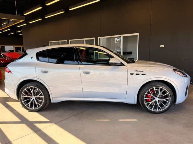Used 2023 Maserati Grecale Modena image 6
