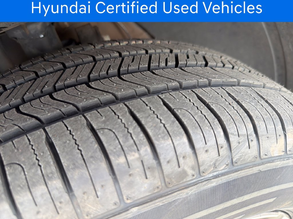 Certified 2023 Hyundai Santa Fe SEL w/ Cargo Package FWD image 12