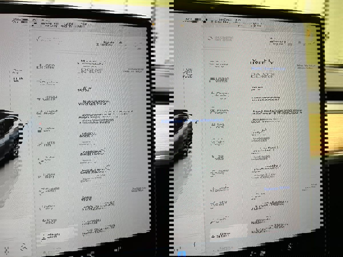 Used 2023 Tesla Model Y Long Range image 34