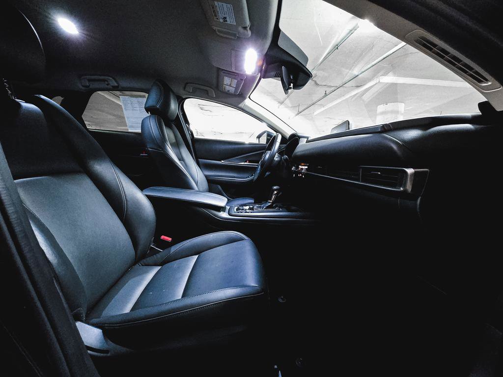 Used 2021 MAZDA CX-30 FWD 2.5 S w/ Select Package image 34