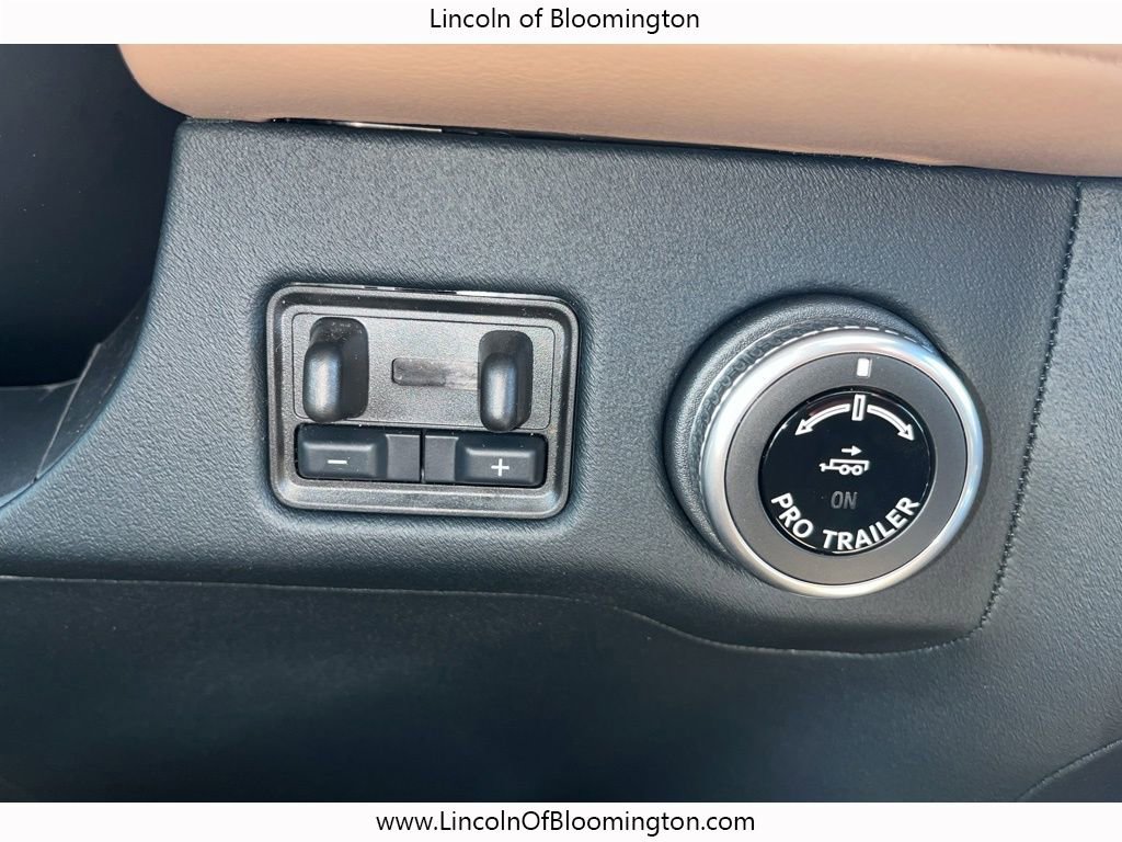 New 2025 Lincoln Navigator L Black Label image 44