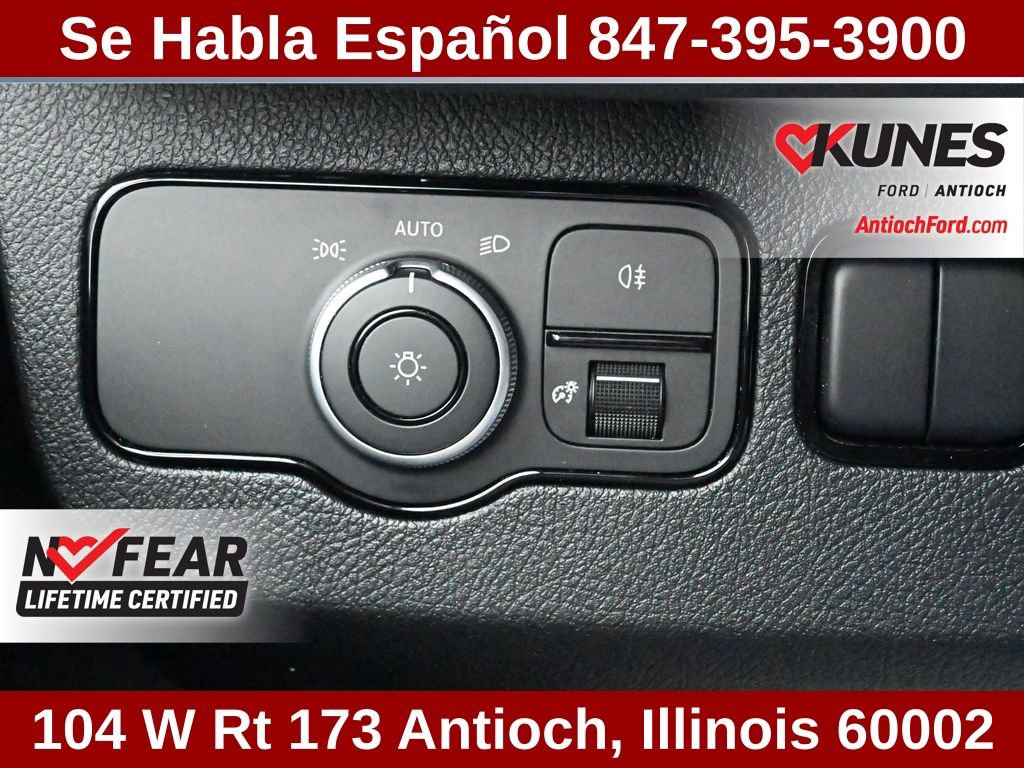 Used 2024 Mercedes-Benz Sprinter 2500 image 35