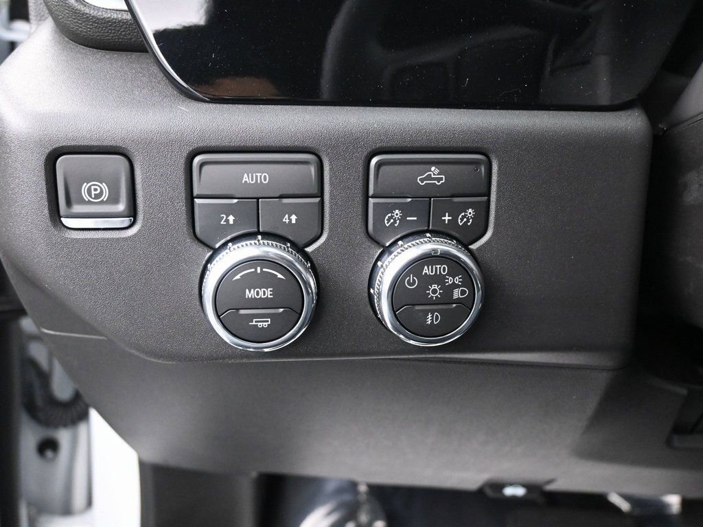 Used 2026 GMC Sierra 1500 Elevation image 21