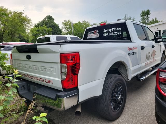 Used 2020 Ford F250 XL w/ Power Equipment Group AWD/4WD image 3