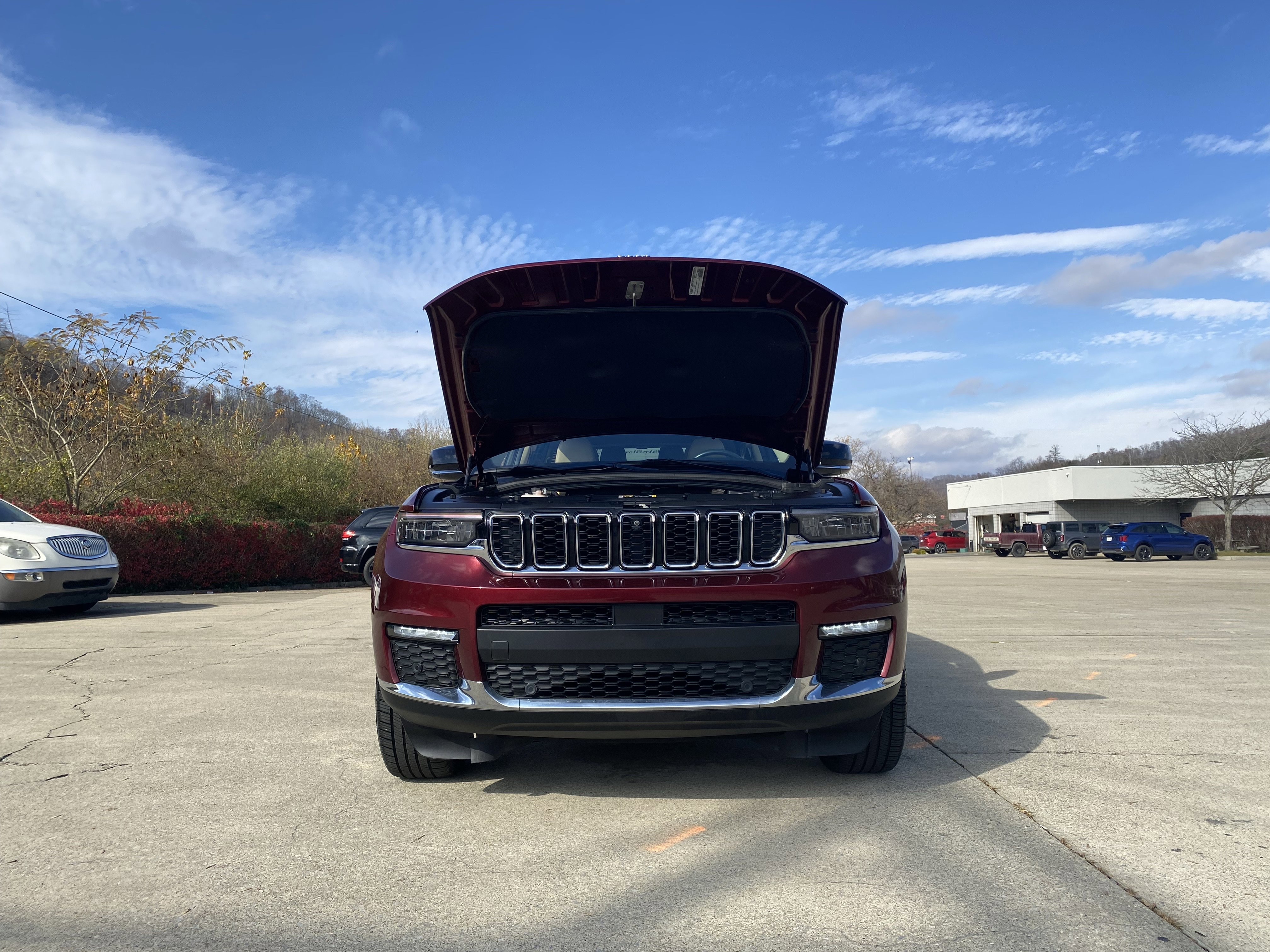 Used 2021 Jeep Grand Cherokee L Limited w/ Luxury Tech Group II image 38