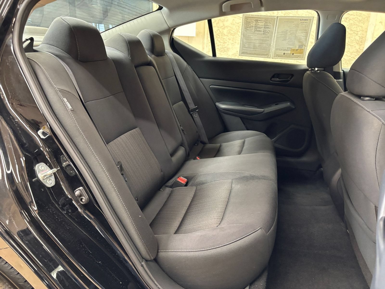 Used 2025 Nissan Altima 2.5 SV FWD image 38