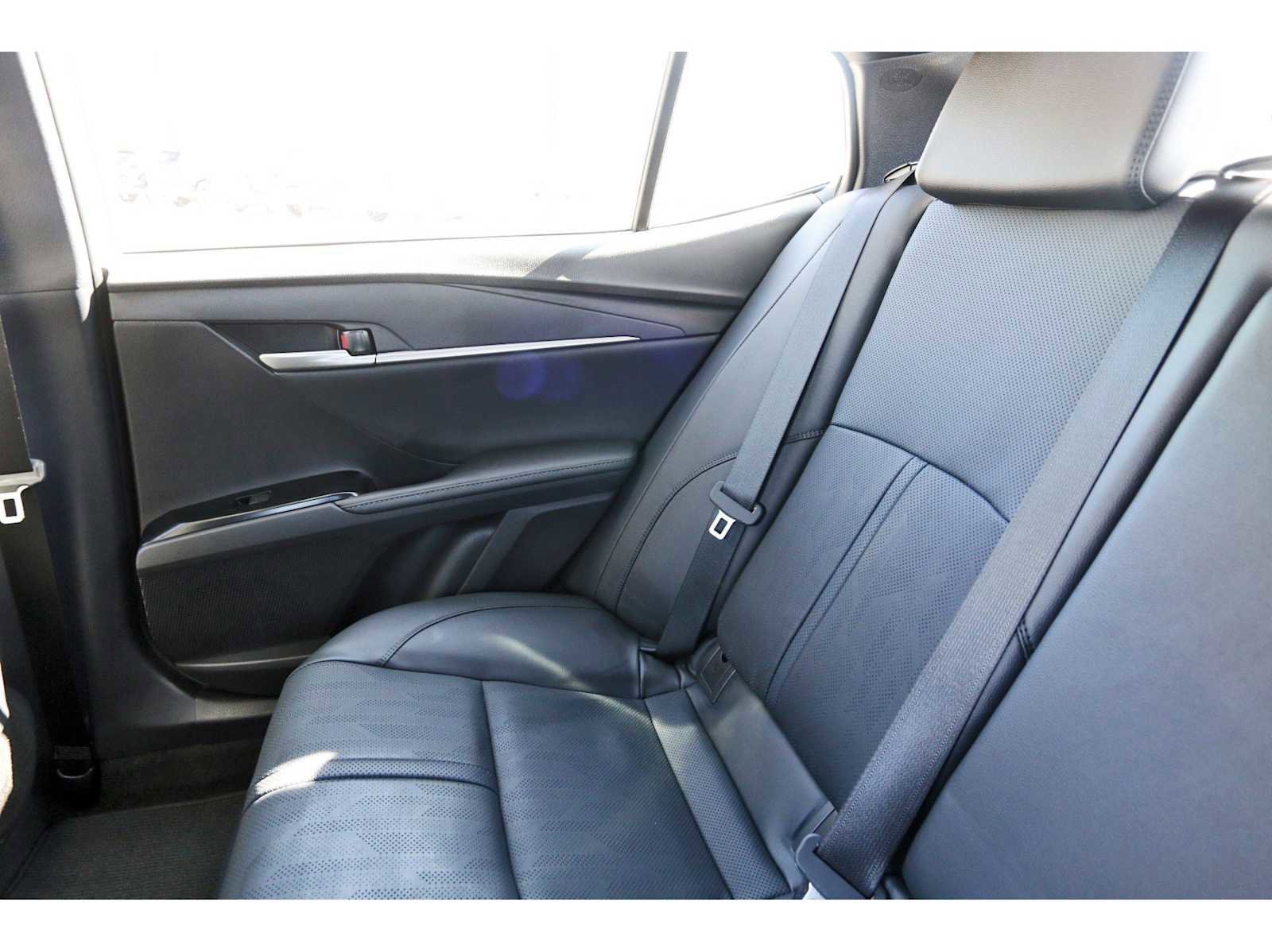 Used 2025 Toyota Camry XSE image 9