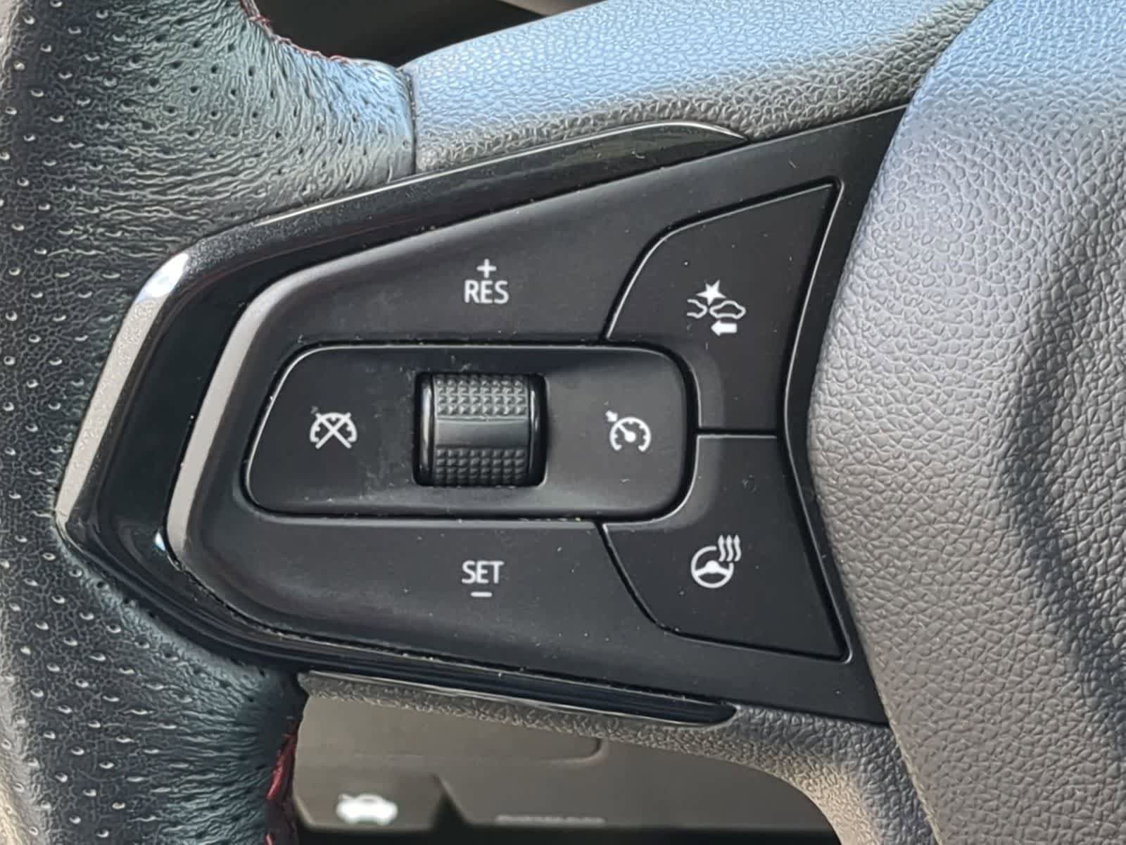 Used 2022 Chevrolet TrailBlazer RS FWD image 23