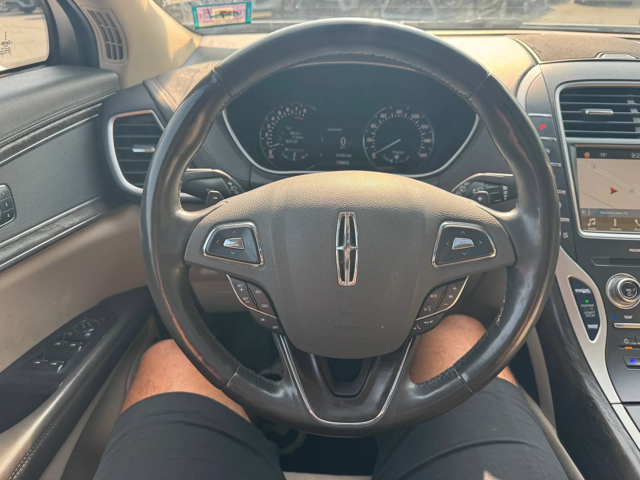 Used 2017 Lincoln MKX Reserve w/ Lincoln MKX Climate Package AWD/4WD image 13