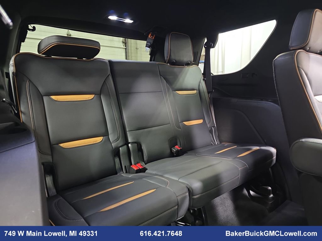 Used 2021 GMC Yukon AT4 w/ Technology Package image 12