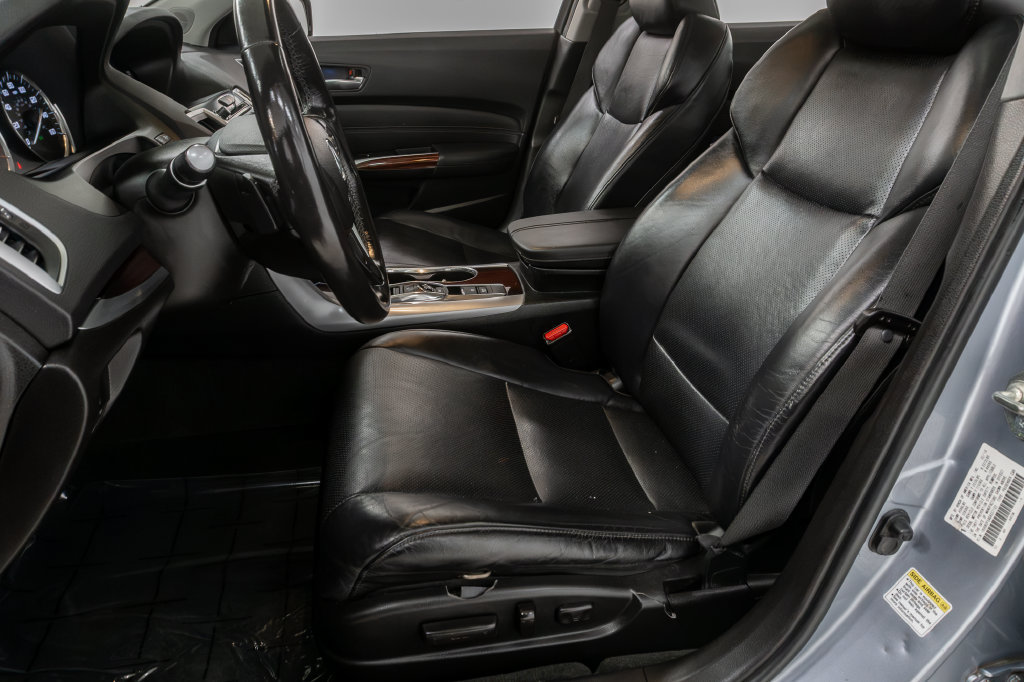 Used 2016 Acura TLX w/ Technology Package FWD image 13