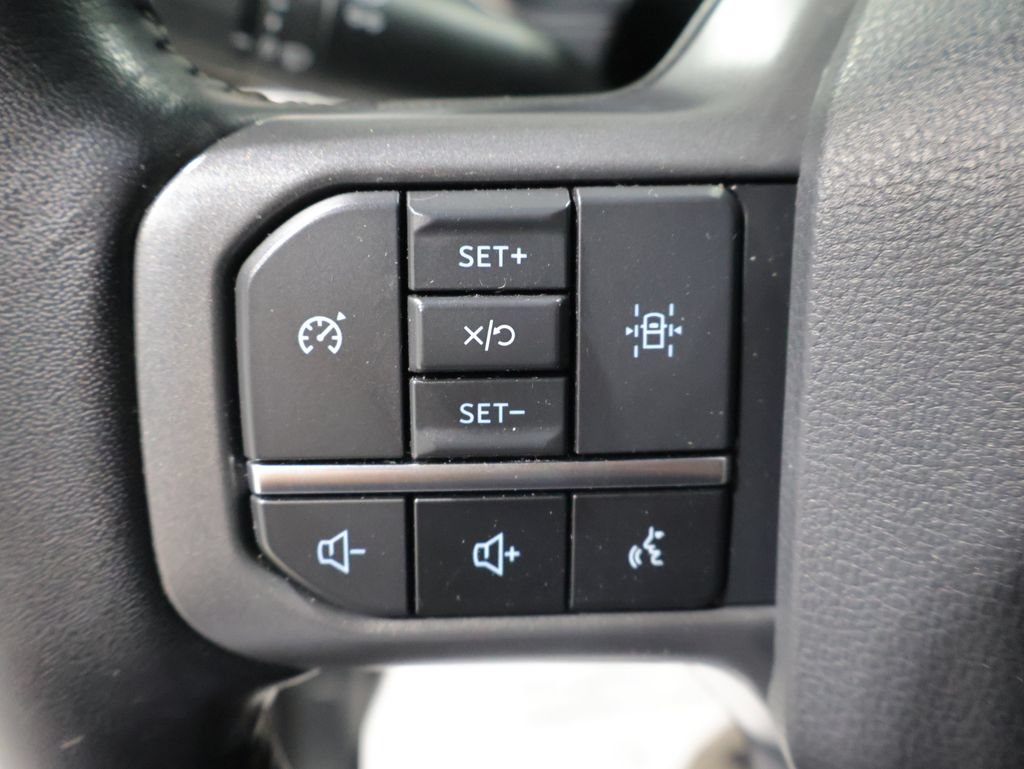 Used 2023 Ford F150 Lariat AWD/4WD image 34
