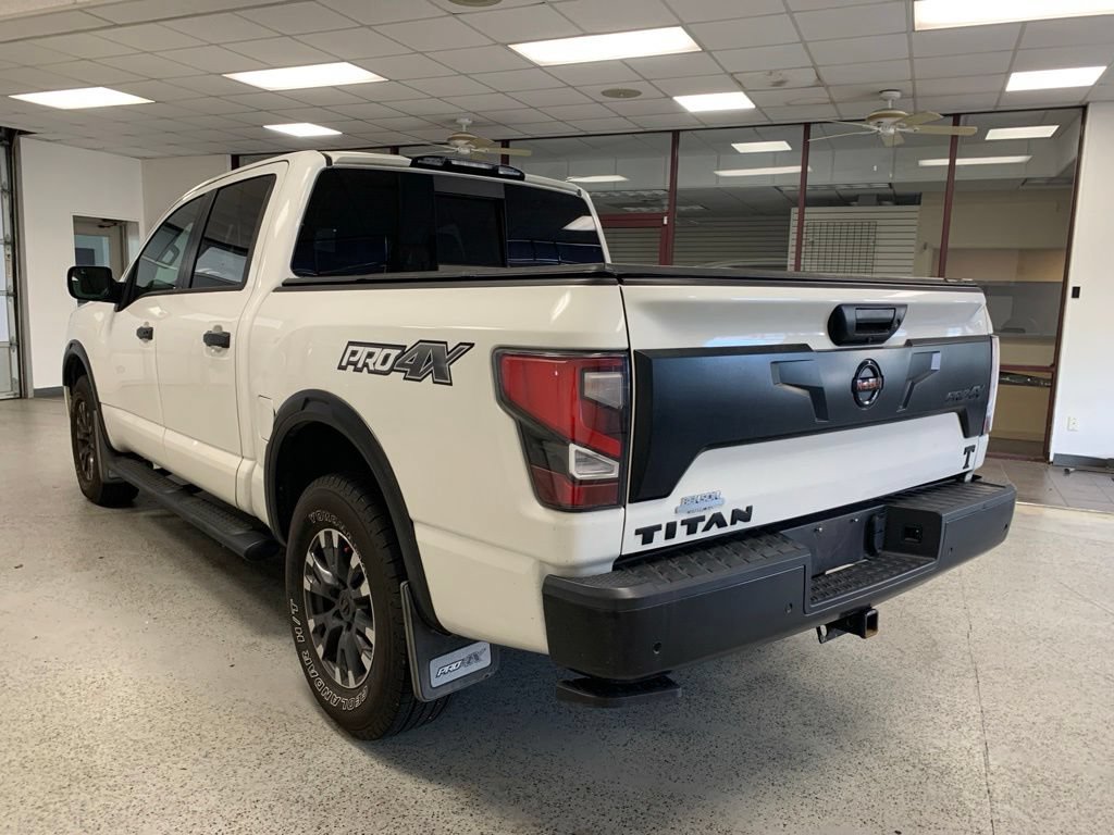 Used 2021 Nissan Titan PRO-4X w/ Pro-4x Convenience Package AWD/4WD image 5