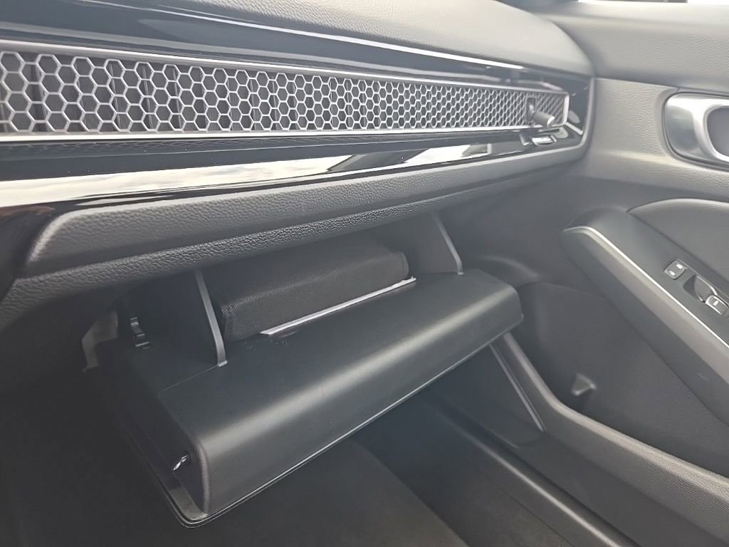 Certified 2024 Honda Civic Sport Touring image 23