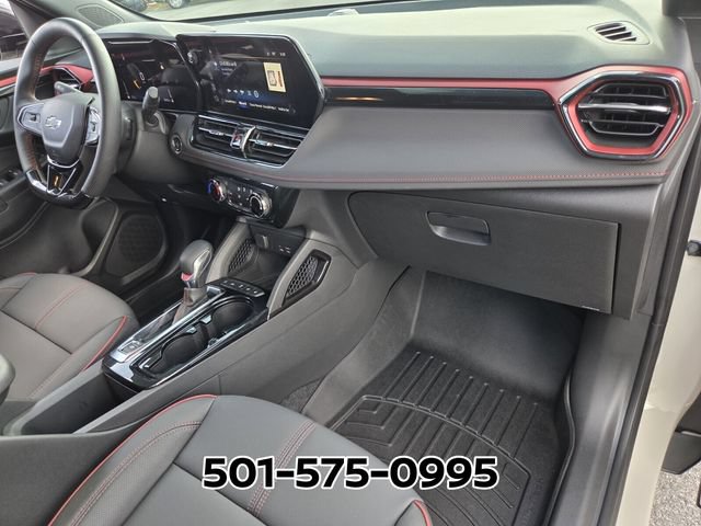 Used 2026 Chevrolet TrailBlazer RS FWD image 17