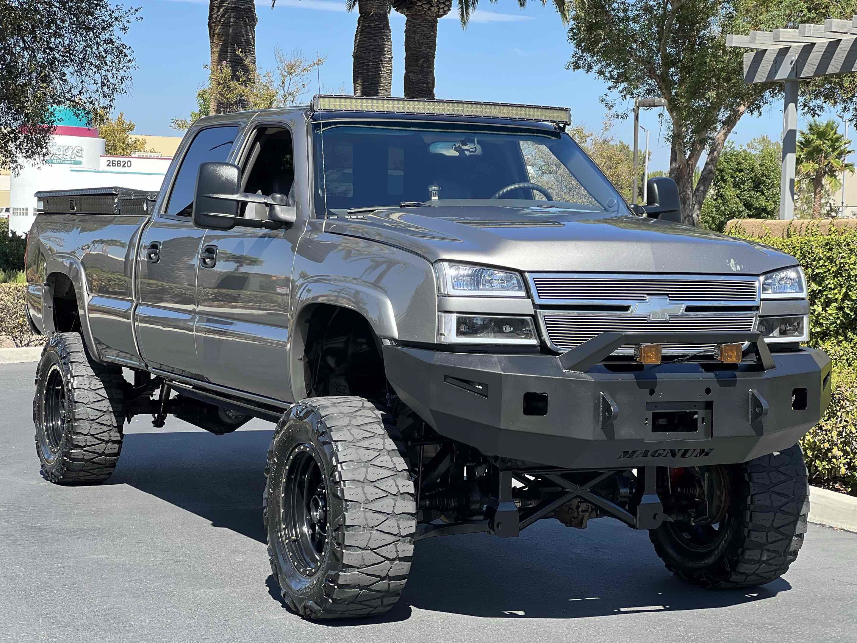 Used 2006 Chevrolet Silverado 3500 LT w/ Heavy-Duty Power Package AWD/4WD image 13
