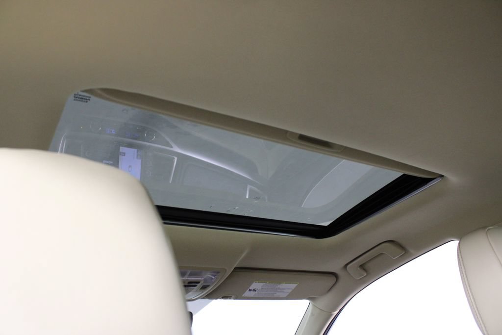 Used 2017 Toyota Highlander XLE FWD image 23