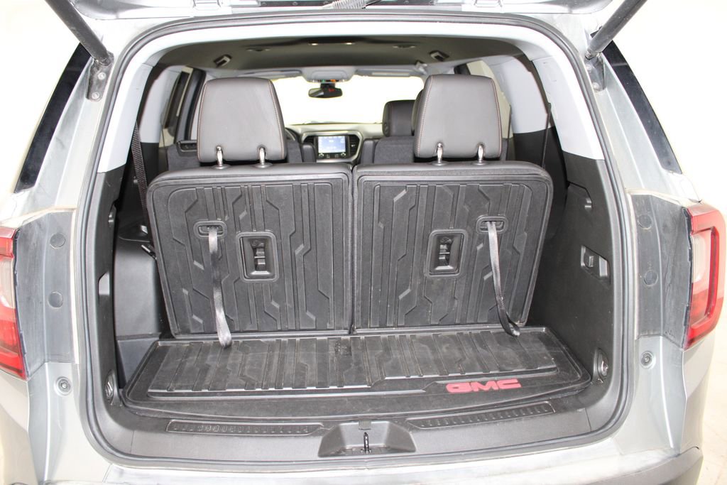 Used 2023 GMC Acadia AT4 w/ Preferred Package image 16
