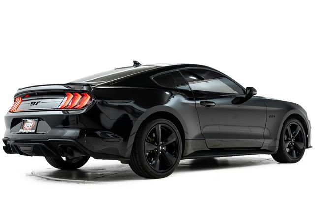 Used 2021 Ford Mustang GT Premium w/ Equipment Group 401A RWD image 4