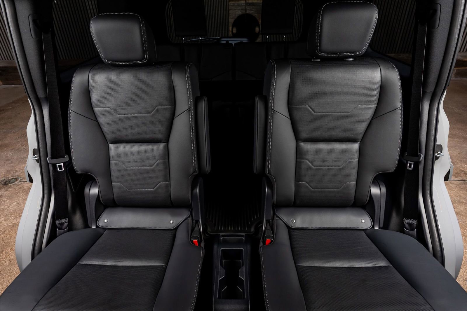 Used 2024 Lexus GX 550 image 35